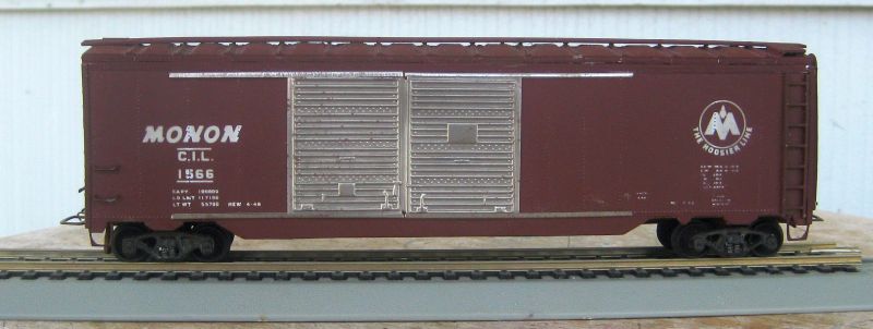 Monon double-door automobile boxcar